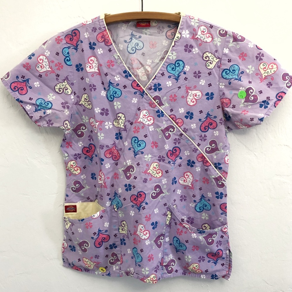 Dickies Heart Scrub Top Women’s Small